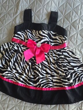 Youngland Black White Zebra Dress with Hot Pink Bow